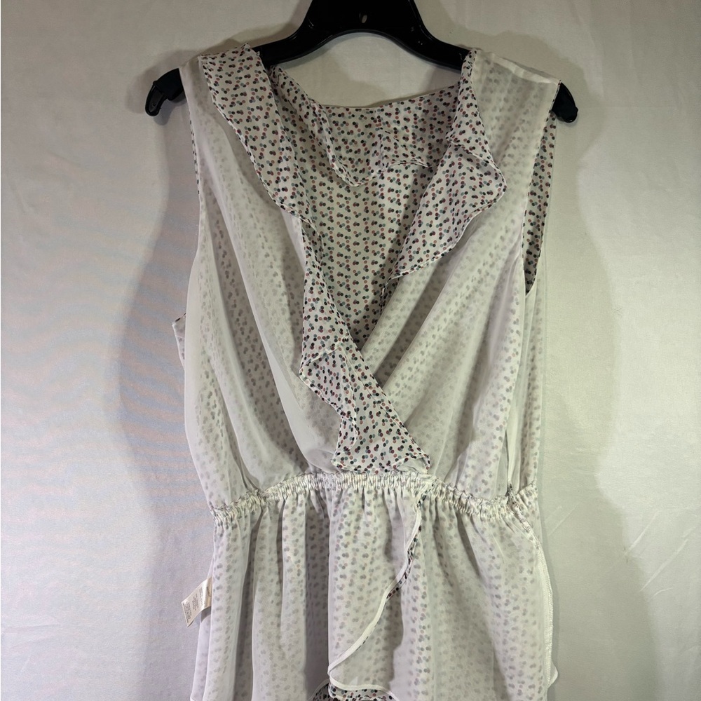 Max Studio White Floral Wrap Blouse - Picture 4 of 6